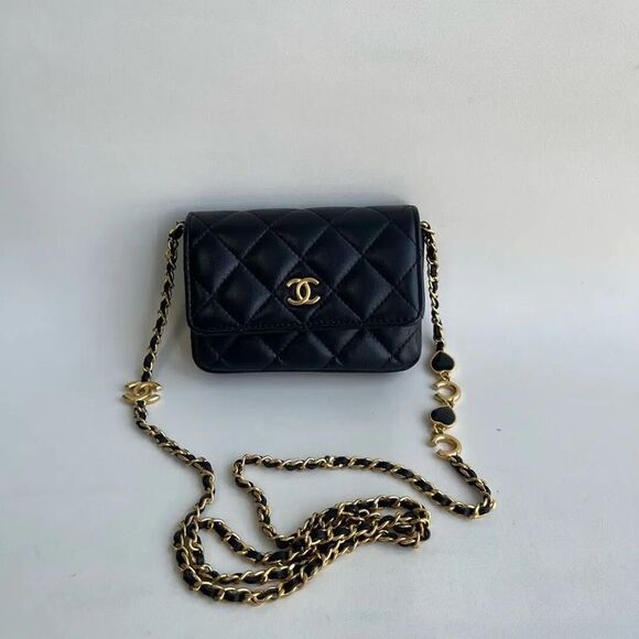 Chanel Women Pre-Loved Bag Very Good Condition - Picture 1 of 9
